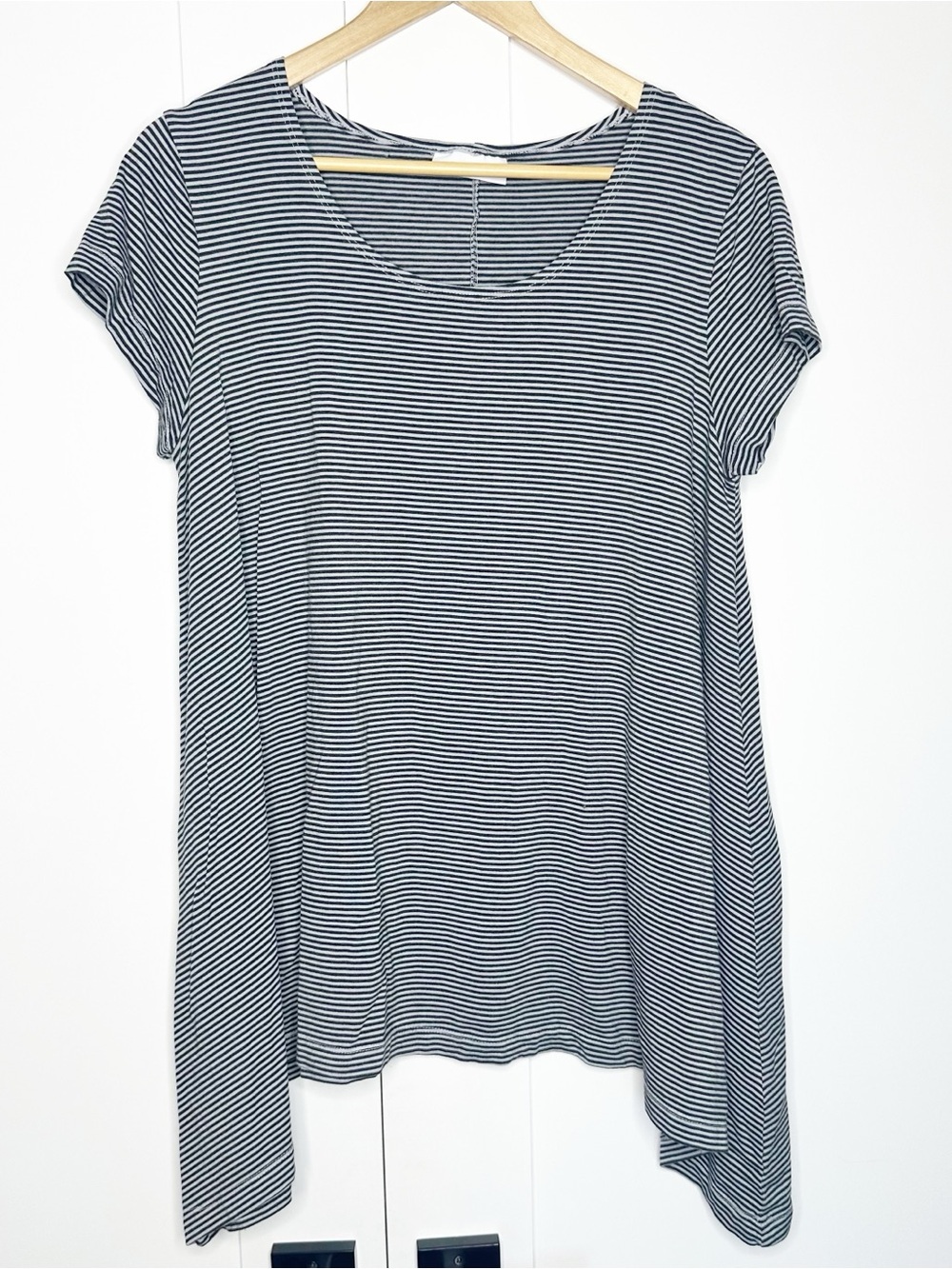 Bryn Walker t-shirt top XS navy white stripe oversized bamboo made in the USA